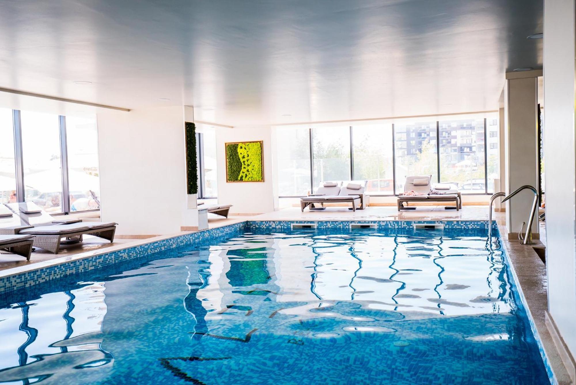 Purple Onyx - Pool & Spa Beach Resort Navodari Ngoại thất bức ảnh