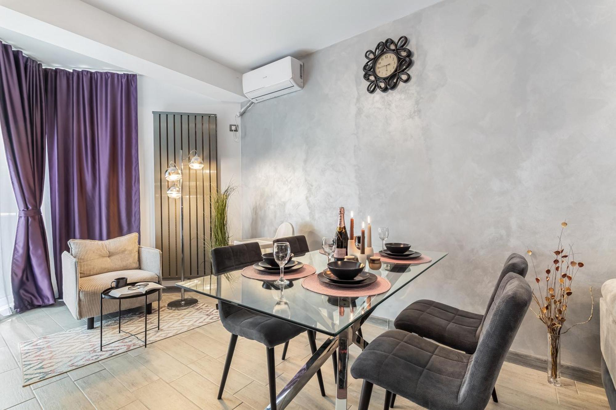 Purple Onyx - Pool & Spa Beach Resort Navodari Ngoại thất bức ảnh
